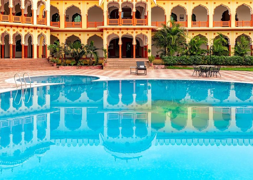 Madhya Pradesh Orchha Pool