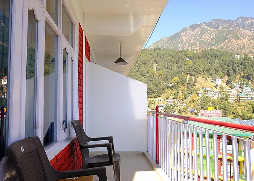 Himachal Pradesh Dharamshala Deluxe Room With Balcony