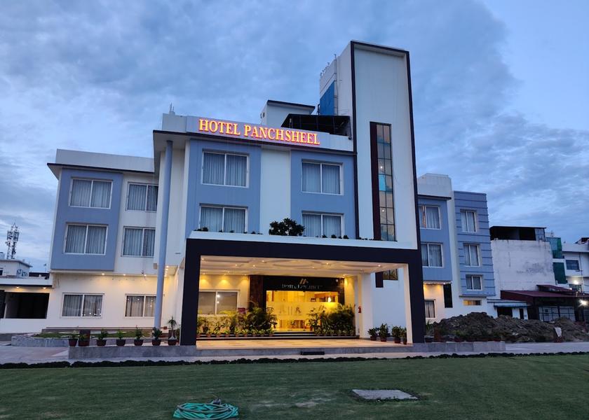 Uttar Pradesh Ayodhya Hotel Exterior