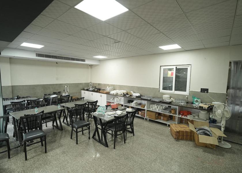 Uttar Pradesh Noida Food & Dining