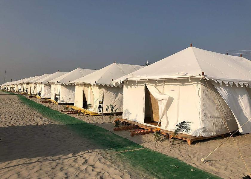 Uttar Pradesh Prayagraj Hotel Exterior