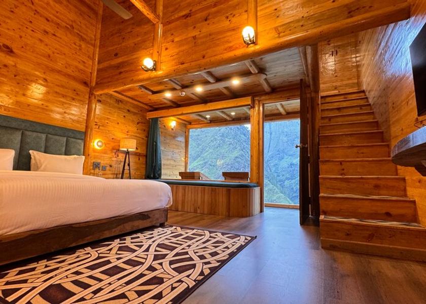 Uttarakhand Joshimath Luxury Studio Suite