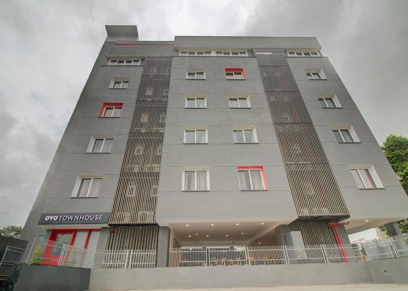 Maharashtra Pune Facade