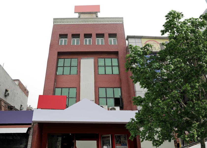 Uttar Pradesh Noida Facade