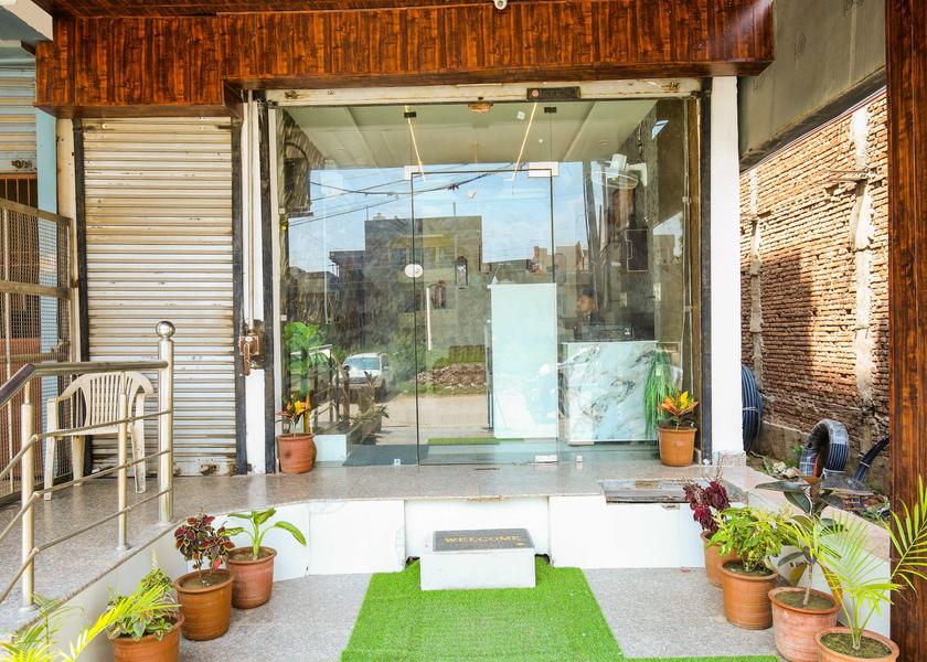 Punjab Zirakpur Entrance
