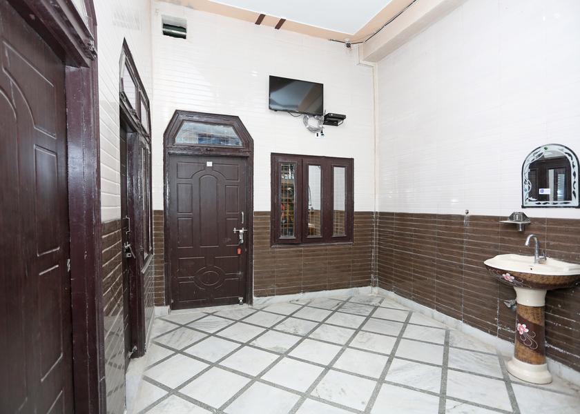 Uttarakhand Roorkee Lobby