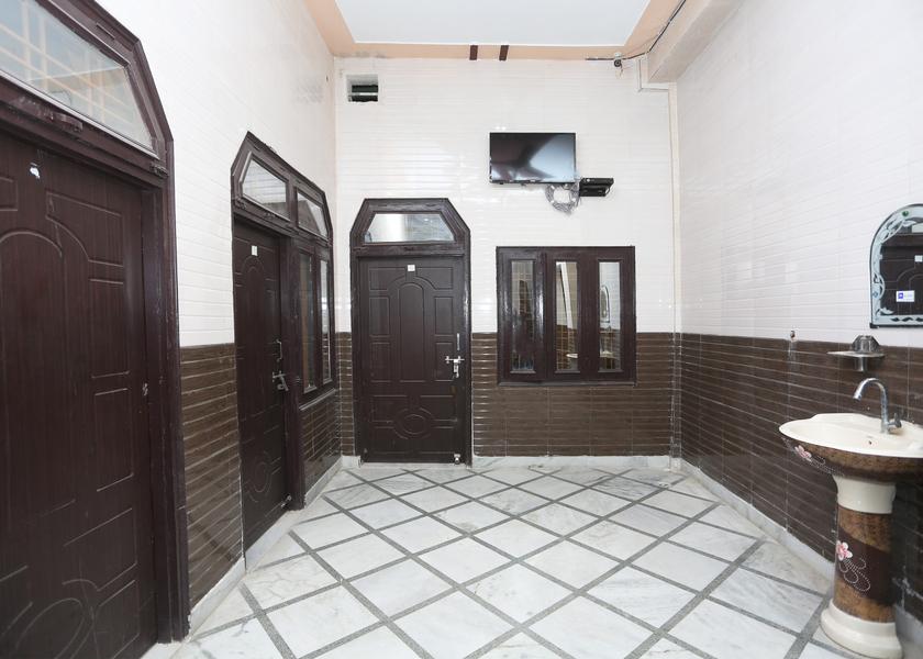 Uttarakhand Roorkee Lobby
