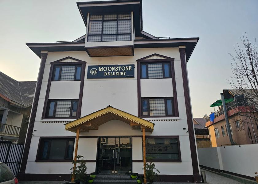 Jammu and Kashmir Srinagar Hotel Exterior