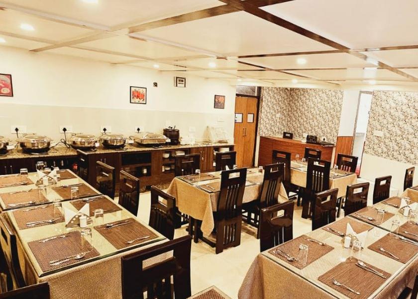 Jammu and Kashmir Srinagar Food & Dining