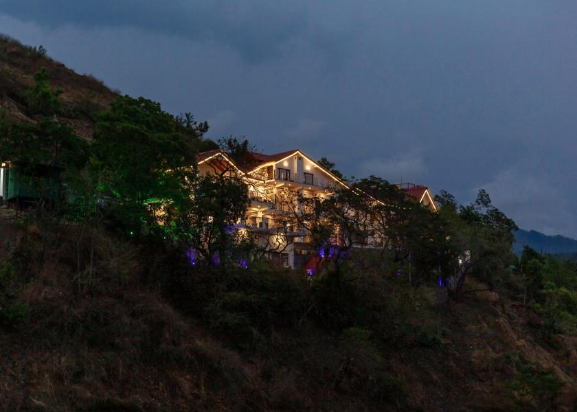 Uttarakhand Nainital Hotel View