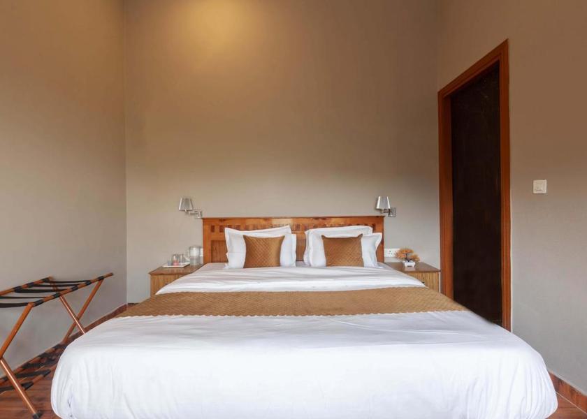 Uttarakhand Nainital Alaya Stays Spacious Room with Scenic view - Amara Aether