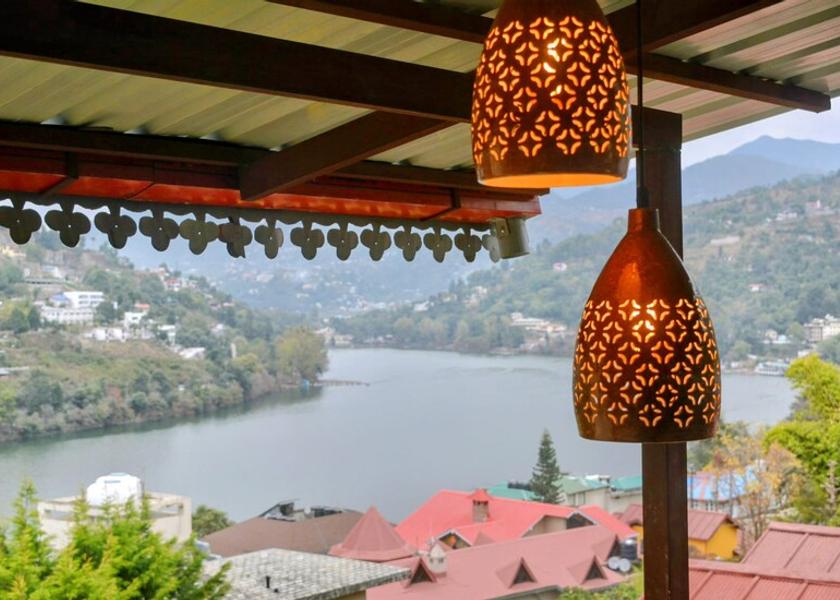Uttarakhand Bhimtal Hotel View