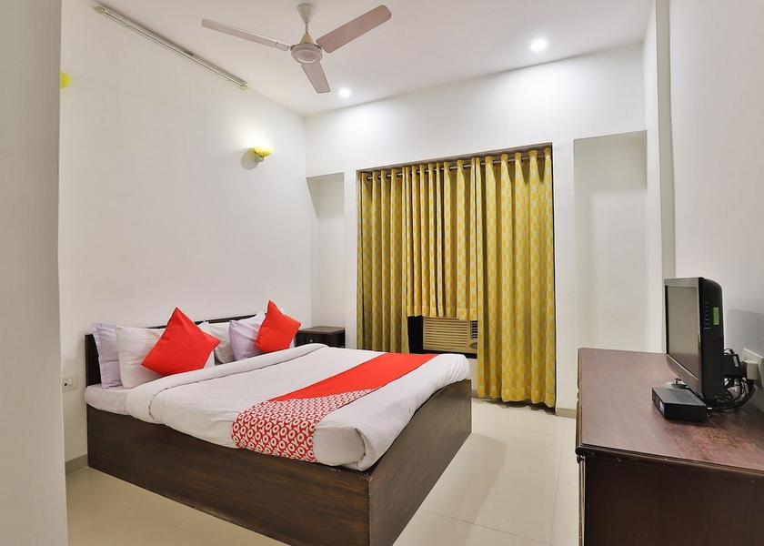 Gujarat Bharuch Deluxe Room