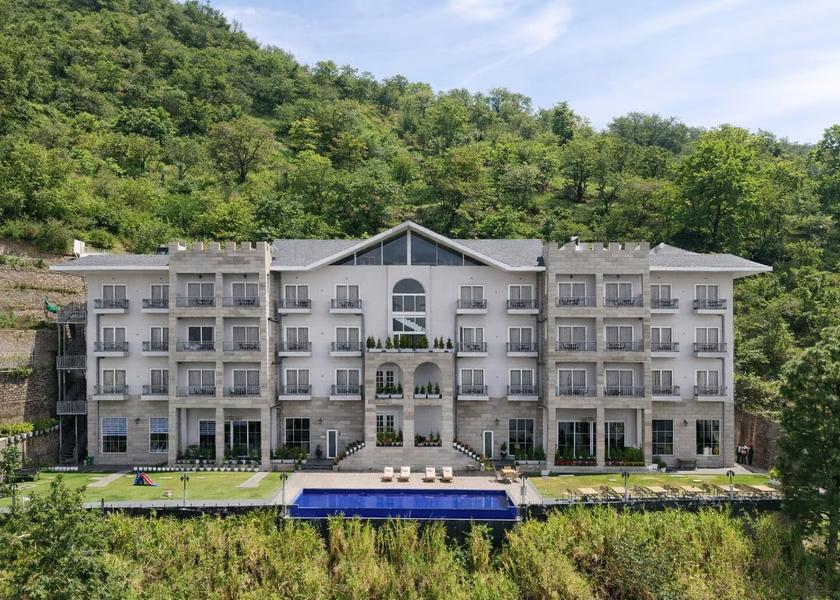 Himachal Pradesh Parwanoo Hotel Exterior