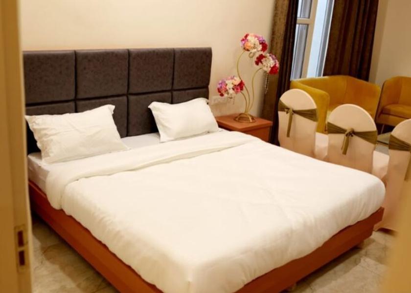 Punjab Pathankot Deluxe Room