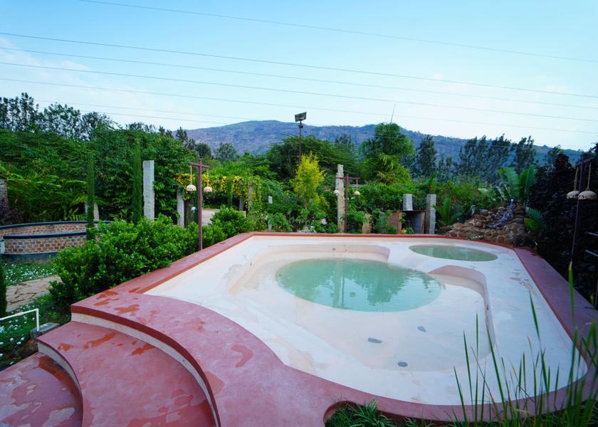 Karnataka Nandi Hills Pool