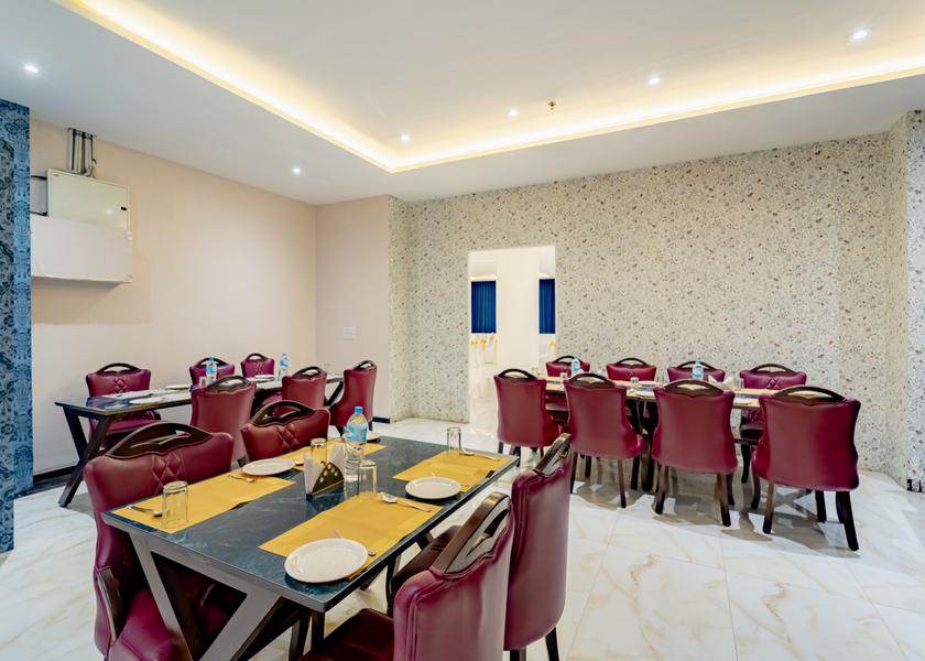 Madhya Pradesh Indore Food & Dining