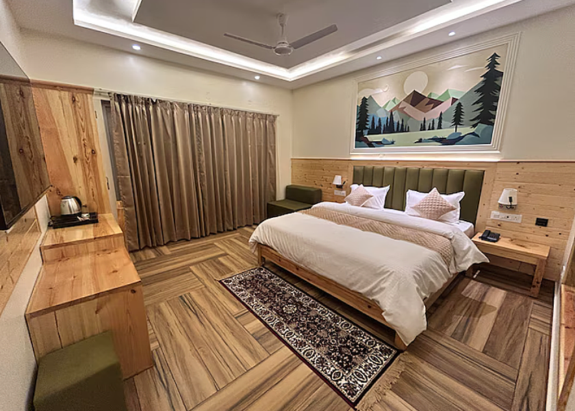 Himachal Pradesh Dharamshala Deluxe Room With Mountain View