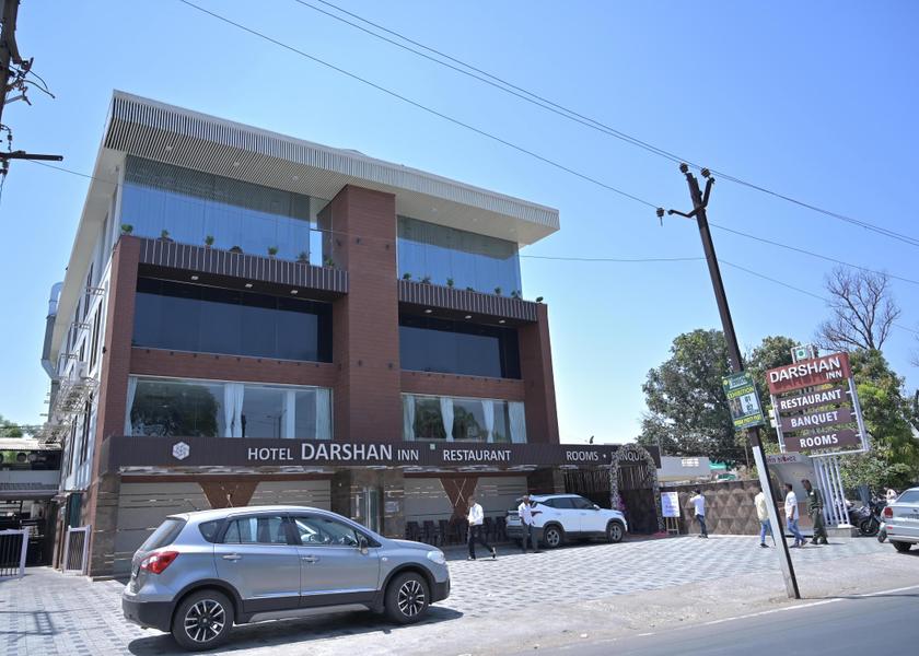 Gujarat Anand Hotel Exterior