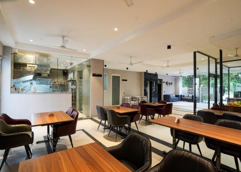 Uttar Pradesh Noida Food & Dining