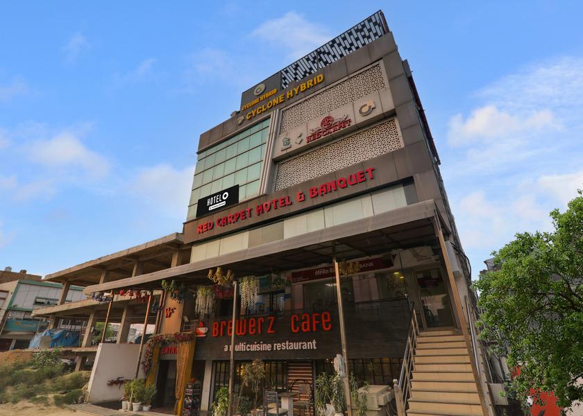 Uttar Pradesh Gorakhpur Facade