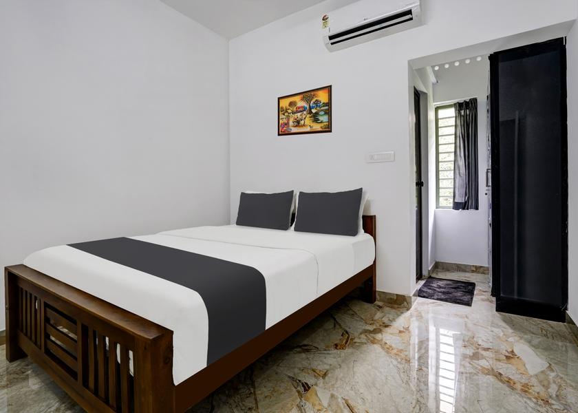 Kerala Manakkakadav Room