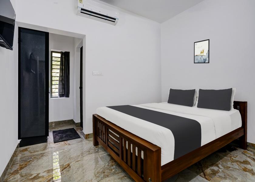 Kerala Manakkakadav Room