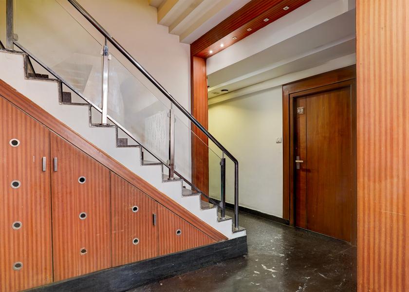 Tamil Nadu Chennai Lobby