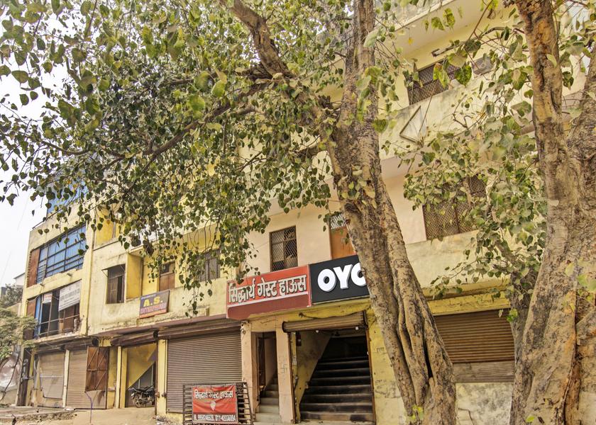 Delhi Delhi Facade