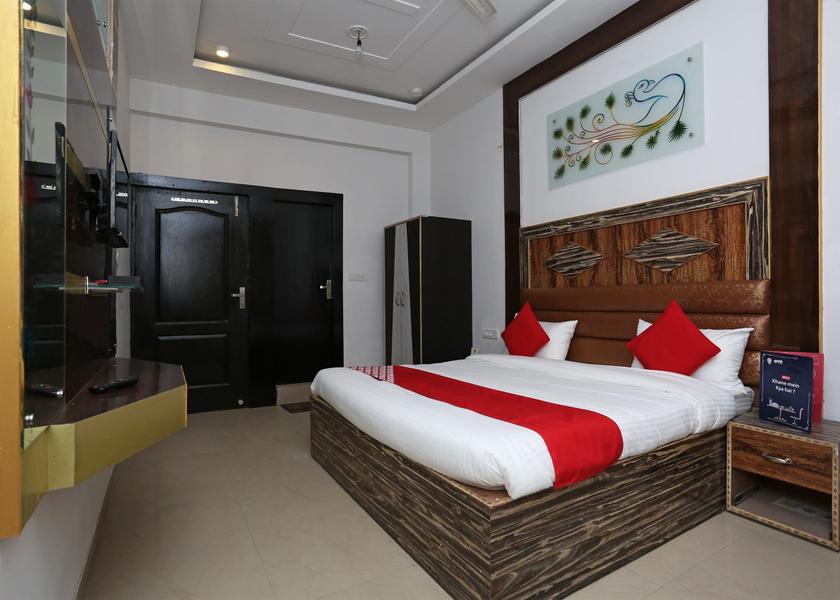 Uttar Pradesh Mathura Room