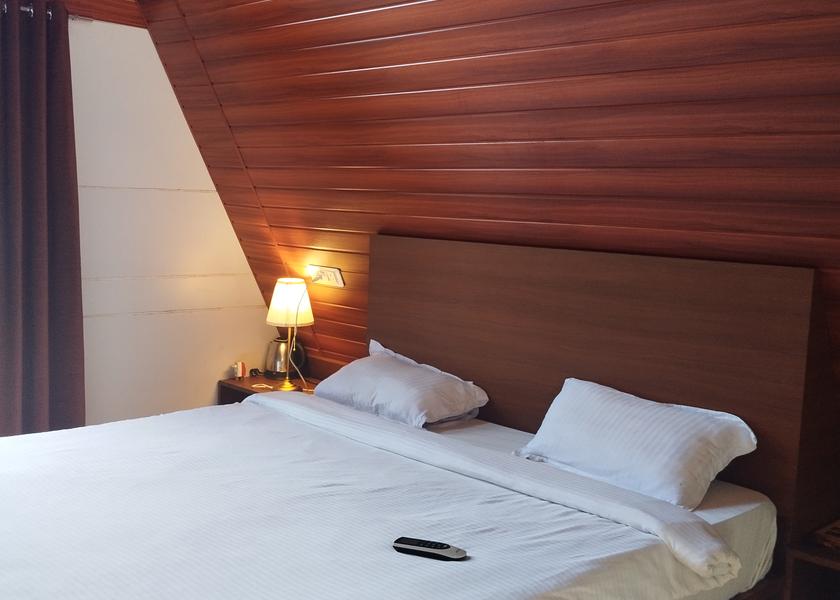 Maharashtra Lonavala Deluxe Cottages