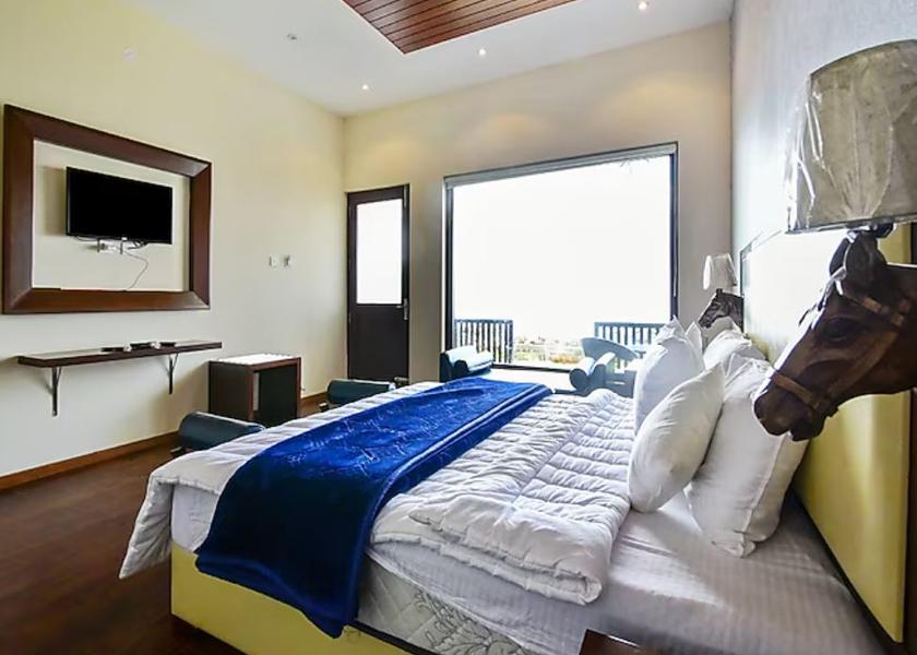 Tamil Nadu Ooty Deluxe room