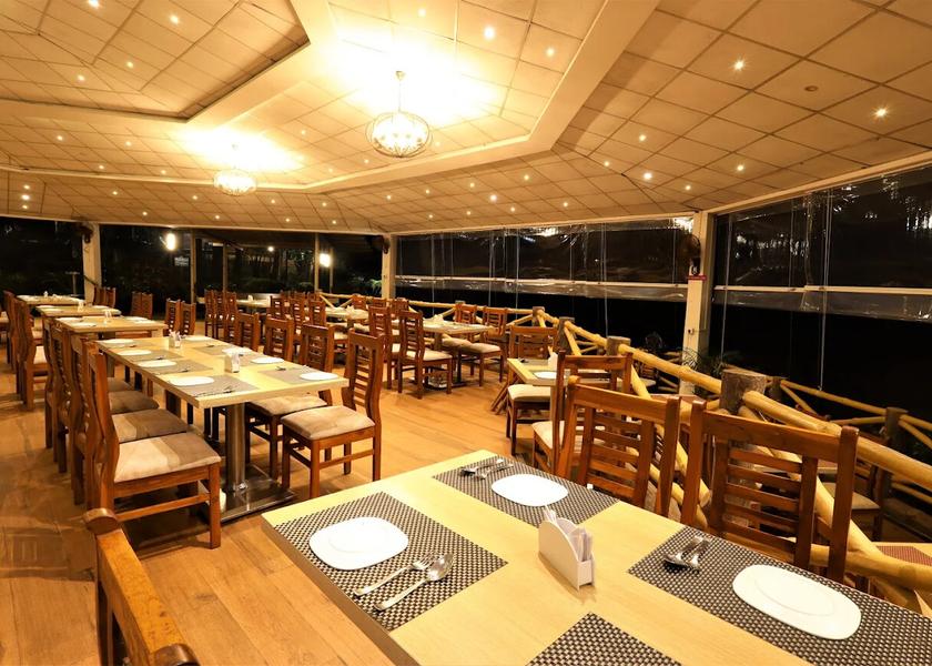 Maharashtra Sawantwadi Food & Dining