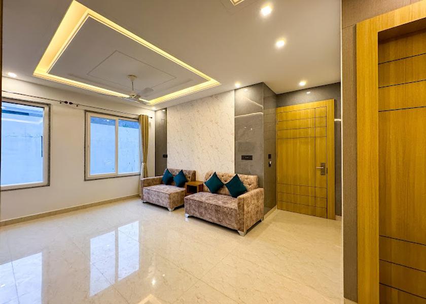 Uttarakhand Rishikesh Public Areas