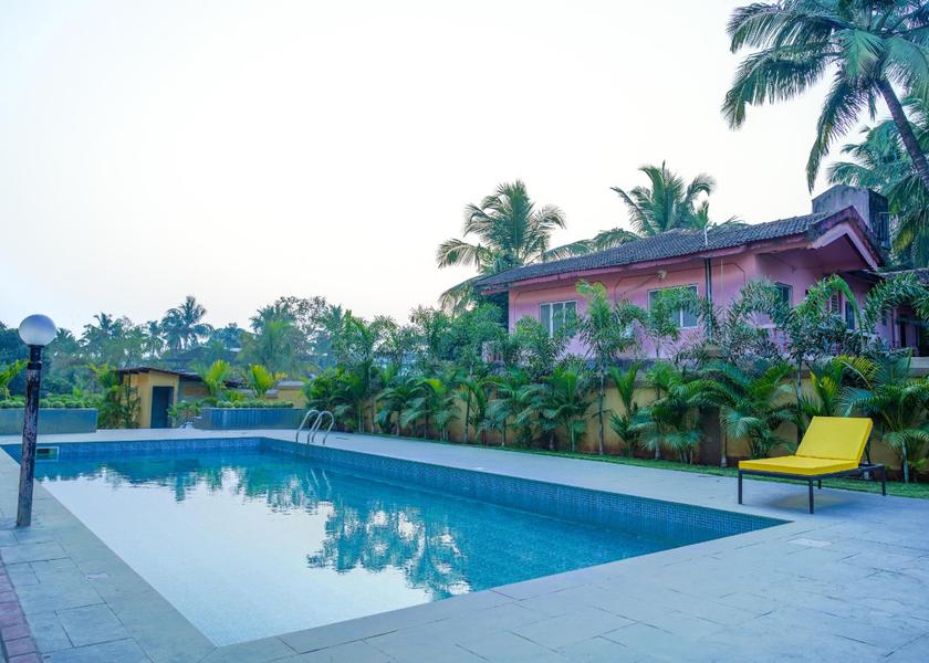 Goa Candolim Pool
