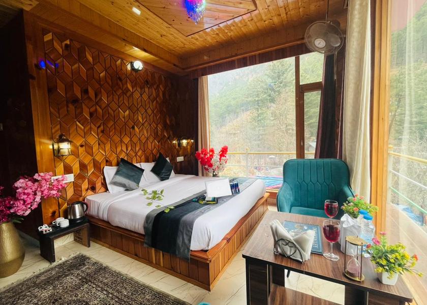 Himachal Pradesh Kasol Room
