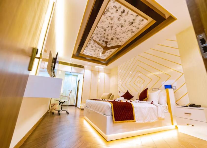 Tamil Nadu Thanjavur Compact Double Room