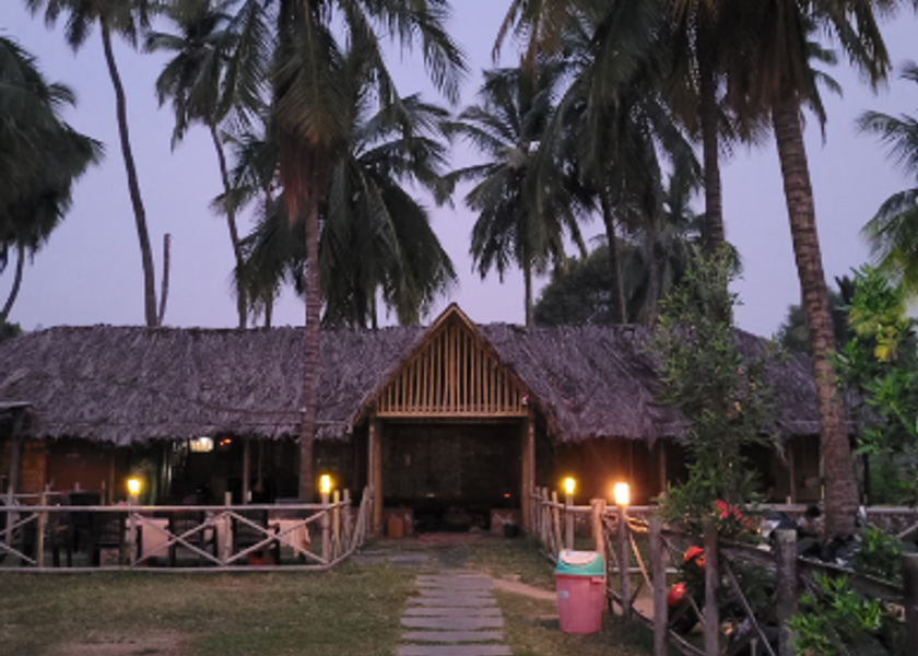 Karnataka Hampi Hotel Exterior