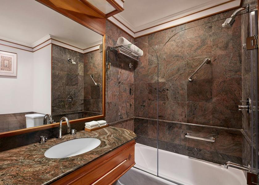 Kerala Kochi Bathroom - Shower - Bathtub