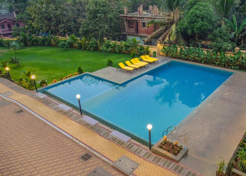 Goa Candolim Pool