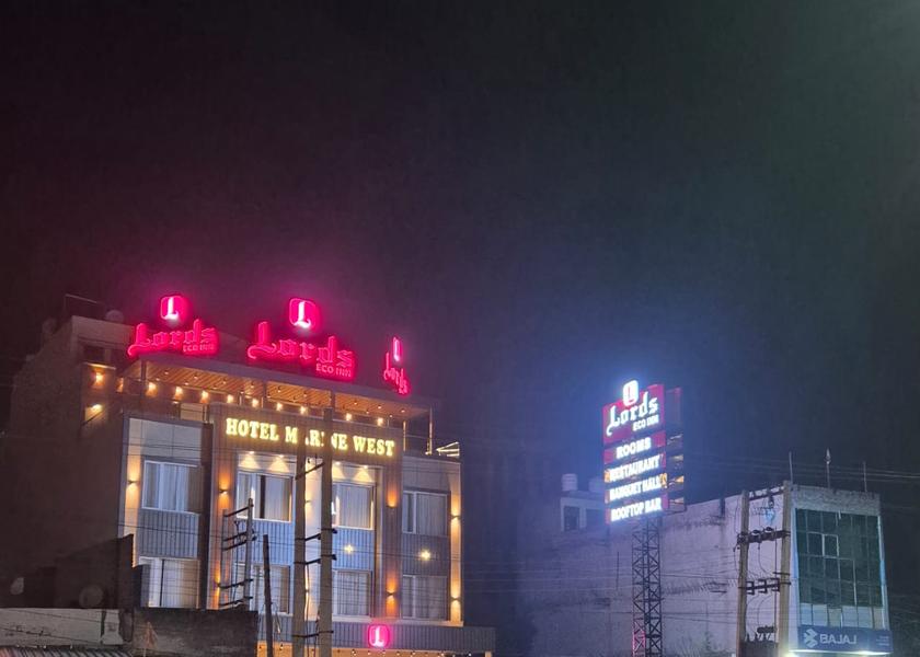Punjab Dera Bassi Hotel Exterior