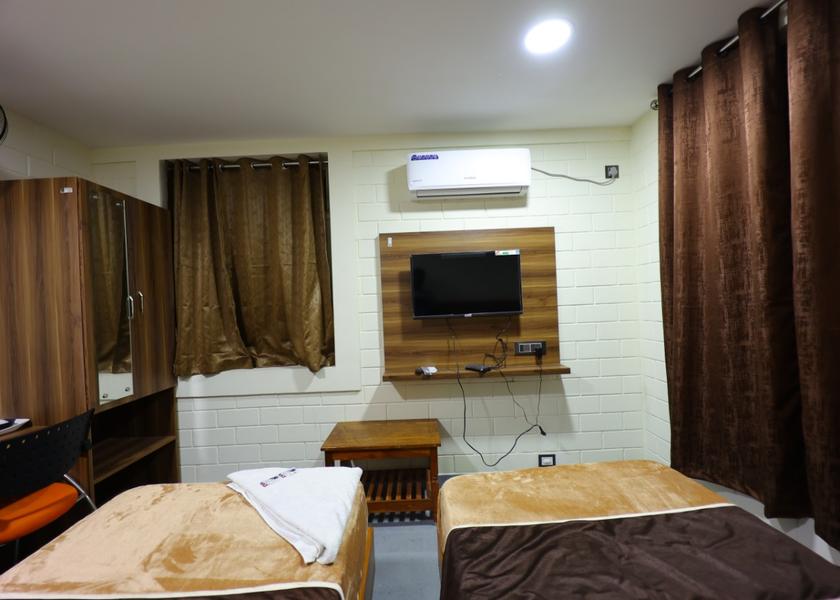 Tamil Nadu Chidambaram Superior Room