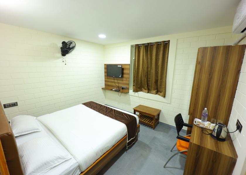 Tamil Nadu Chidambaram Deluxe Room