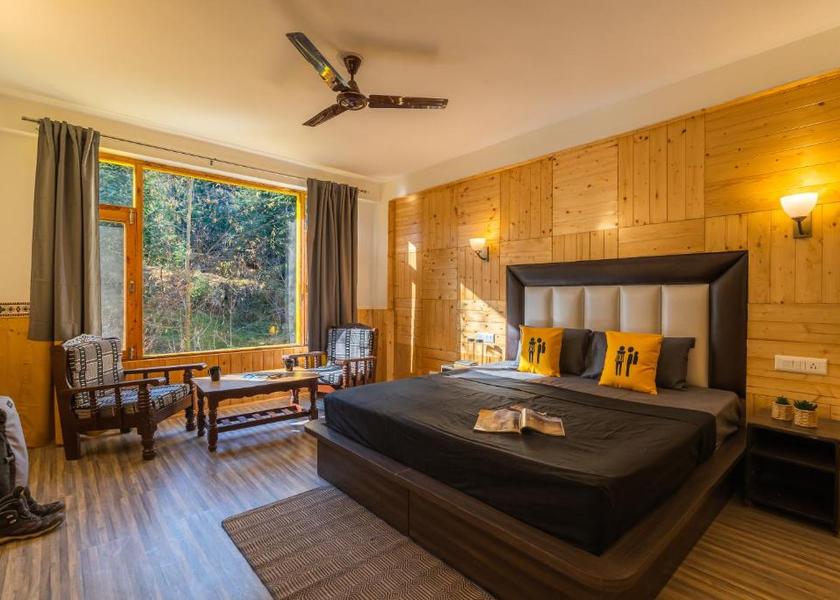 Himachal Pradesh Manali Deluxe Double Room