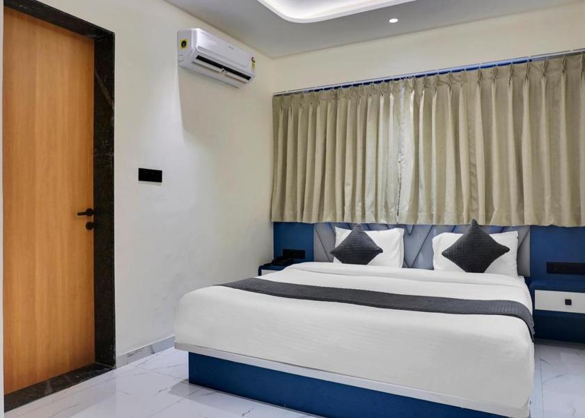 Maharashtra Pune Deluxe Room With Balcony