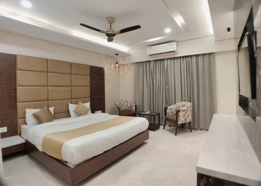 Madhya Pradesh Bhopal imperial suite room