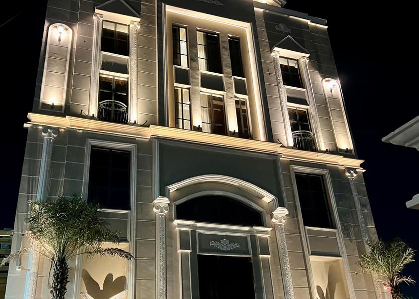 Uttarakhand Dehradun Hotel Exterior