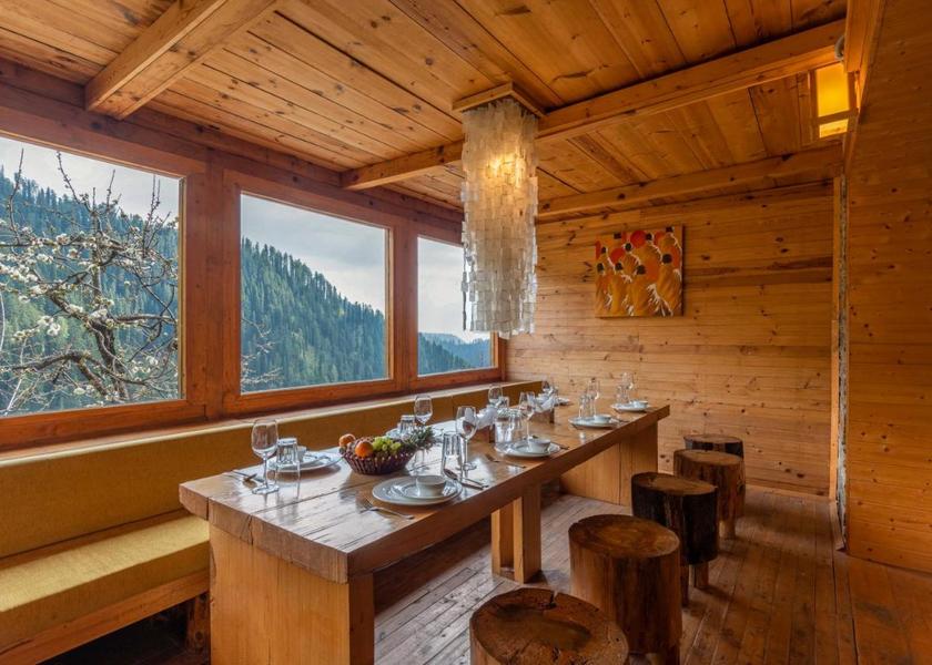 Himachal Pradesh Narkanda Public Areas