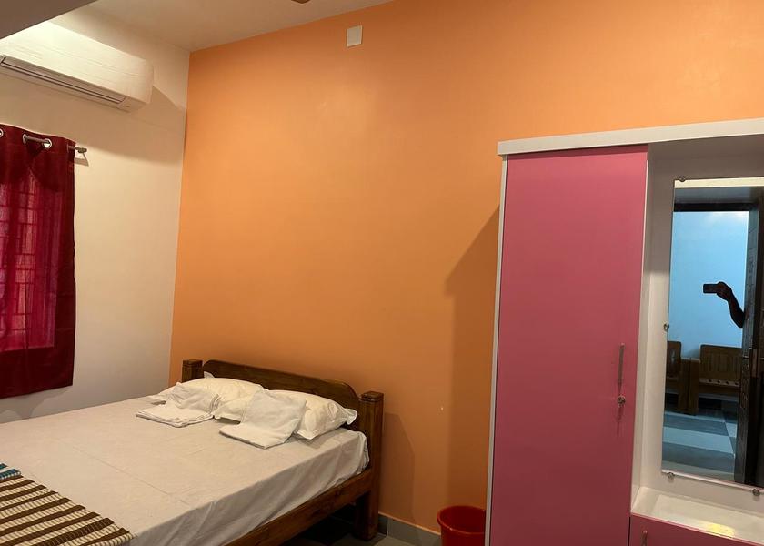 Tamil Nadu Kumbakonam Deluxe Double Room