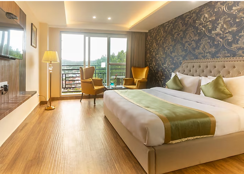 Himachal Pradesh Dalhousie Luxury Room